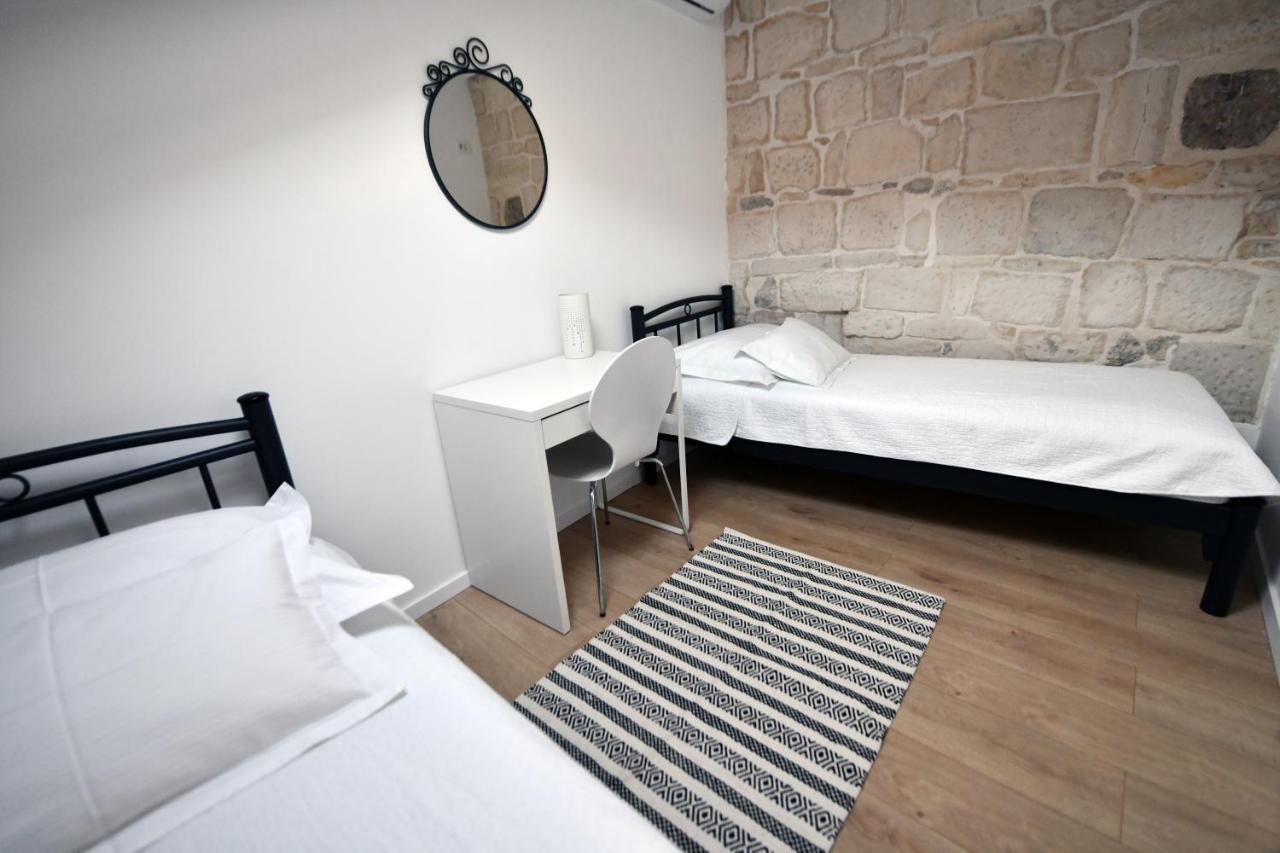 Apartment Lavanda - Suite Sinj Zewnętrze zdjęcie
