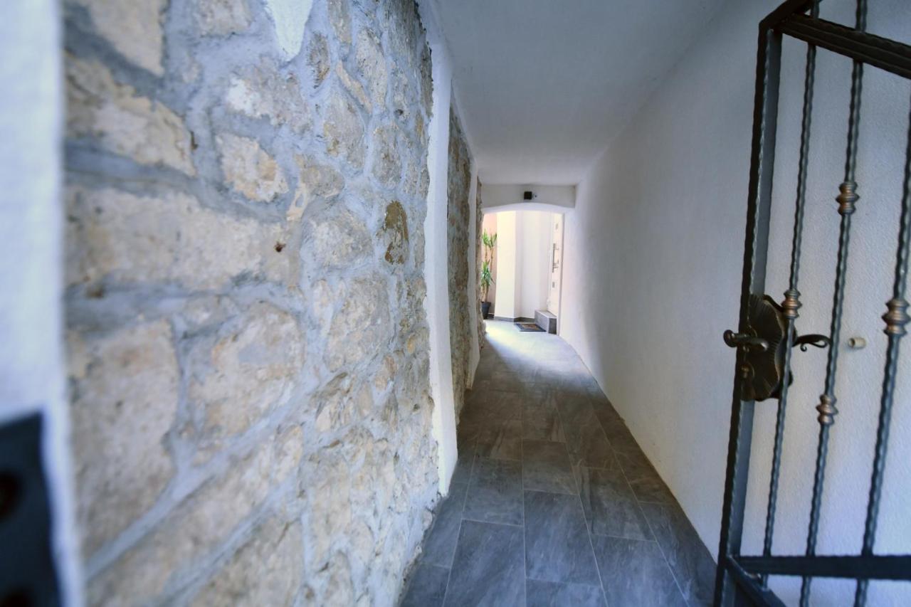Apartment Lavanda - Suite Sinj Zewnętrze zdjęcie